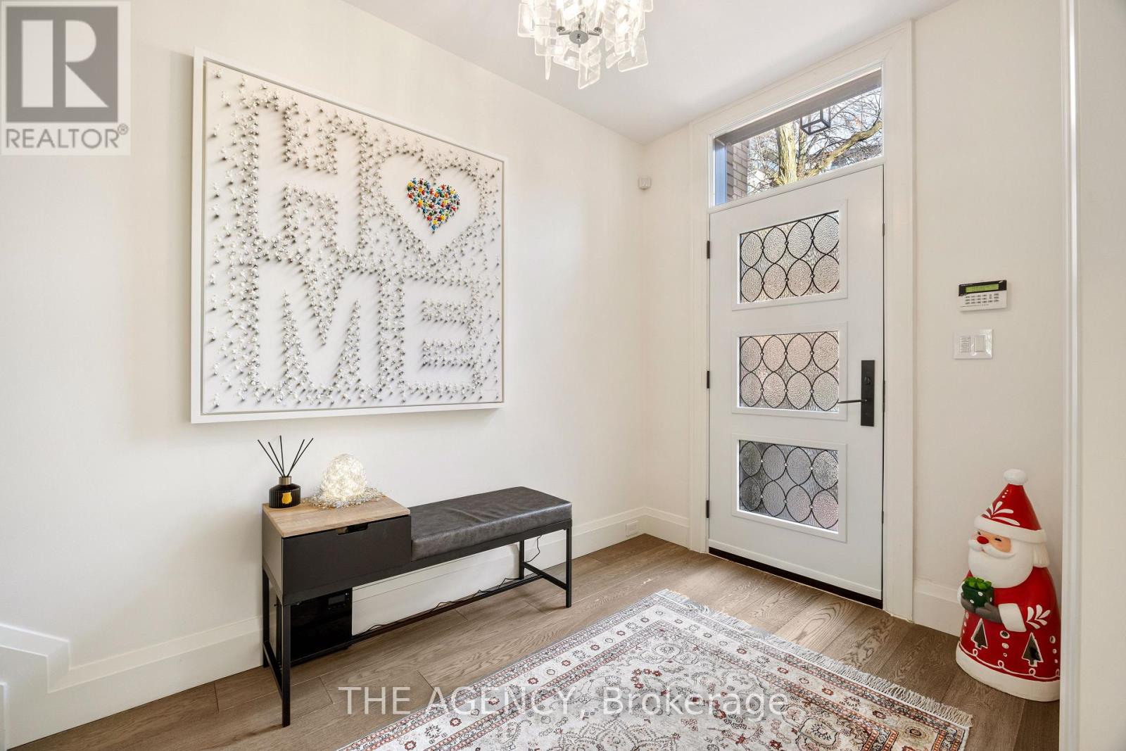 114 Hazelton Avenue, Toronto, Ontario  M5R 2E5 - Photo 3 - C12579416