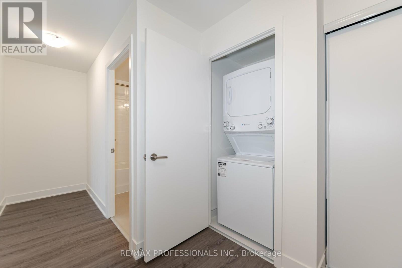 504 - 185 Deerfield Road, Newmarket, Ontario  L3Y 0G7 - Photo 29 - N12579250