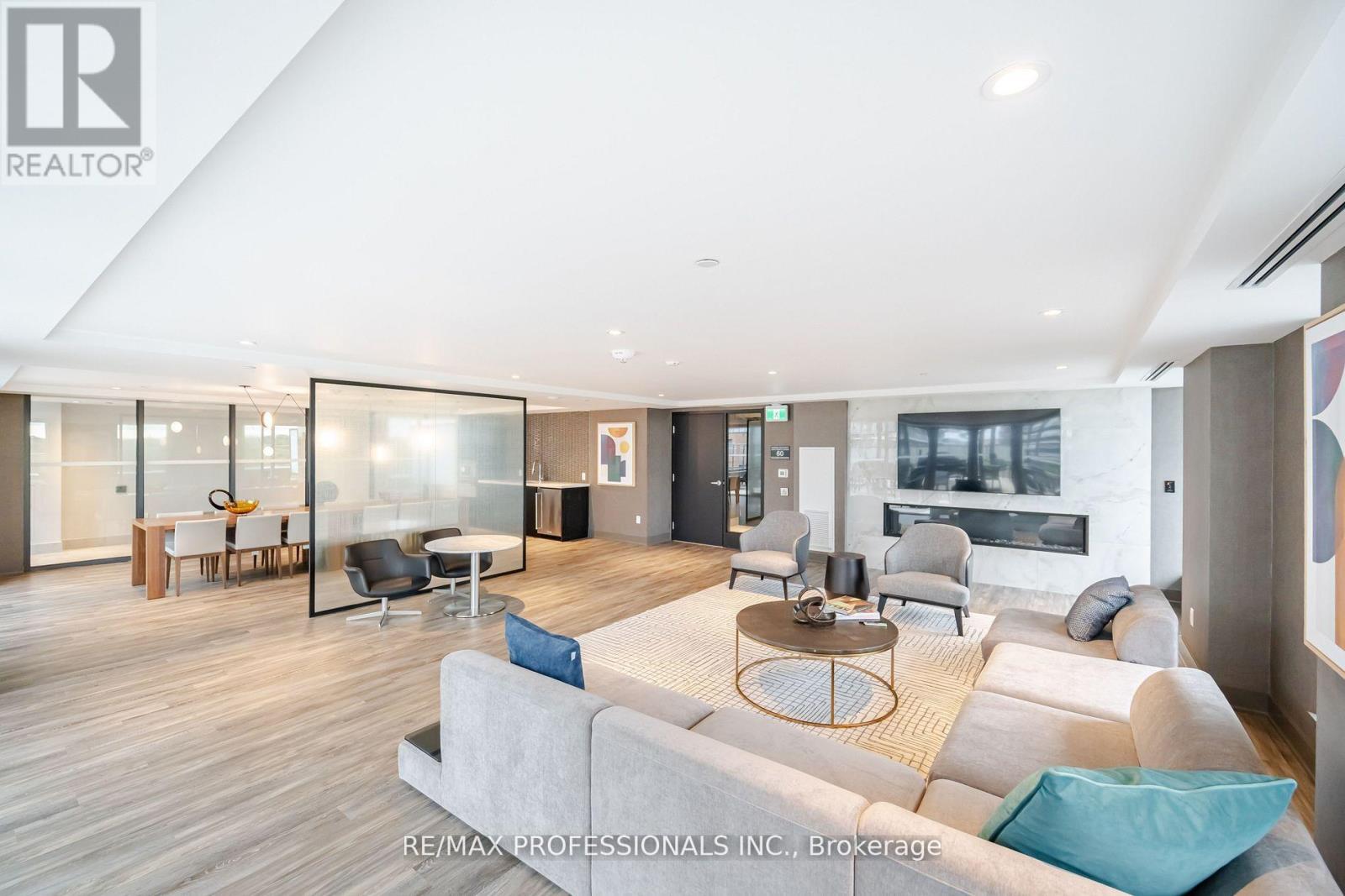 504 - 185 Deerfield Road, Newmarket, Ontario  L3Y 0G7 - Photo 31 - N12579250