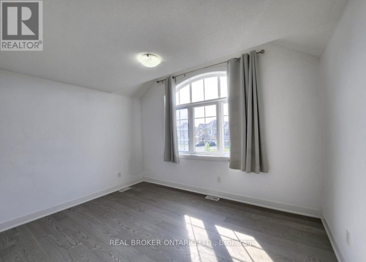 9 Acacia Court, East Gwillimbury, Ontario  L9N 0V2 - Photo 12 - N12579268