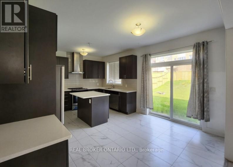 9 Acacia Court, East Gwillimbury, Ontario  L9N 0V2 - Photo 4 - N12579268