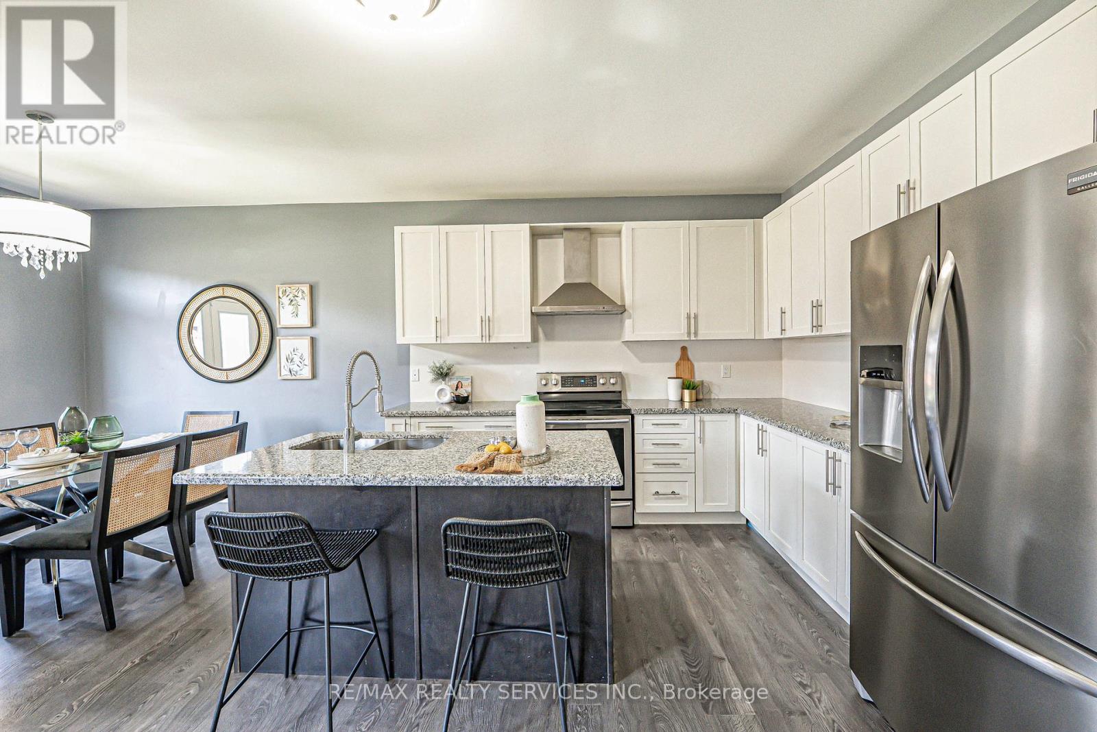 10 Mccabe Lane, New Tecumseth (Tottenham), Ontario  L0G 1W0 - Photo 17 - N12579396