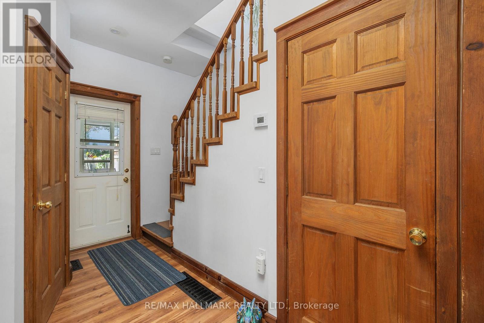 23 Douglas Street, Orillia, Ontario  L3V 5Y3 - Photo 12 - S12579276