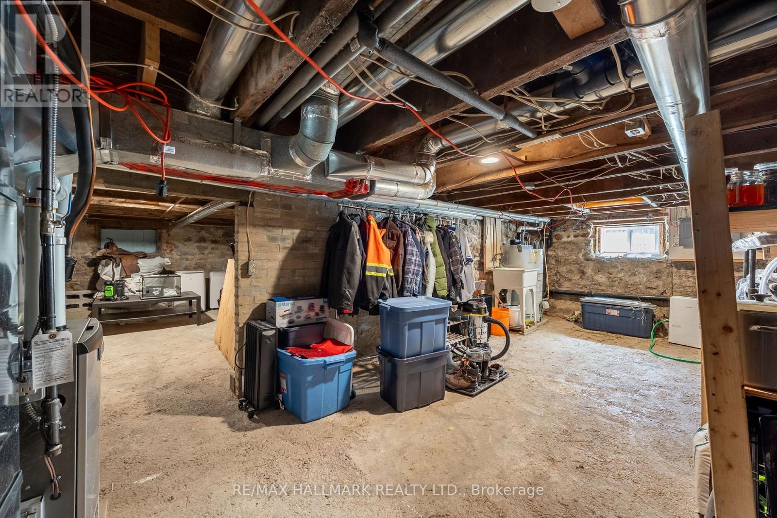 23 Douglas Street, Orillia, Ontario  L3V 5Y3 - Photo 20 - S12579276