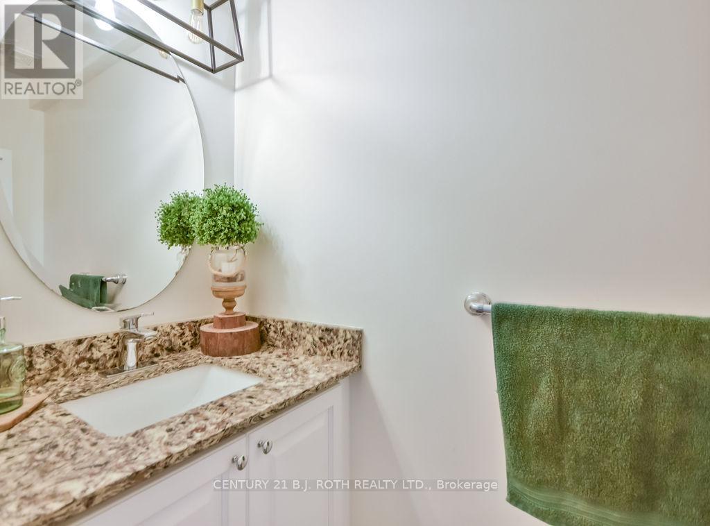 3 - 49 Ferndale Drive S, Barrie, Ontario  L4N 5W9 - Photo 11 - S12579358