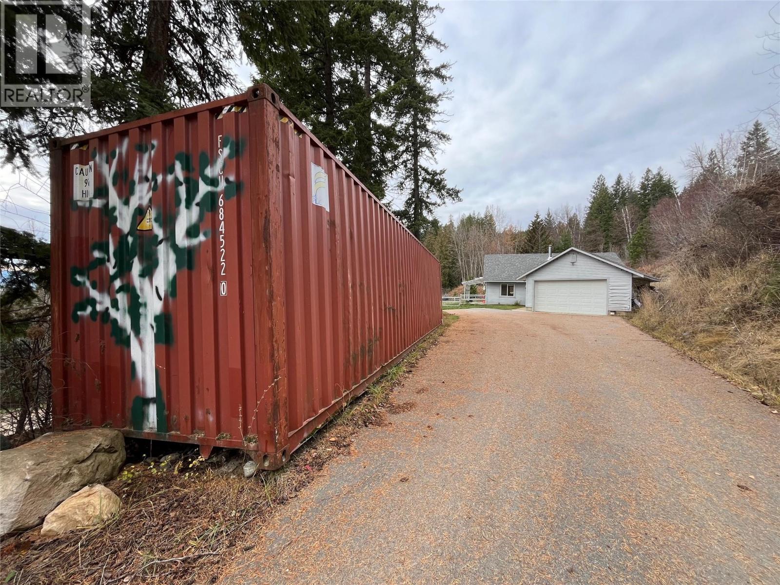 2481 Squilax Anglemont Road Unit# 25, Lee Creek, British Columbia V0E 1M4 - Photo 7 - 10369784