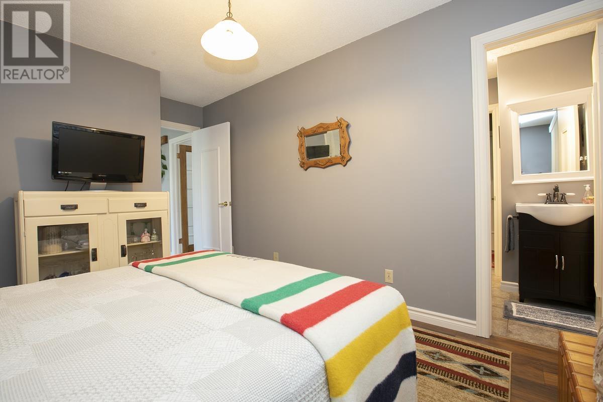 39 Val St, Sault Ste. Marie, Ontario  P6A 5B4 - Photo 36 - SM252468