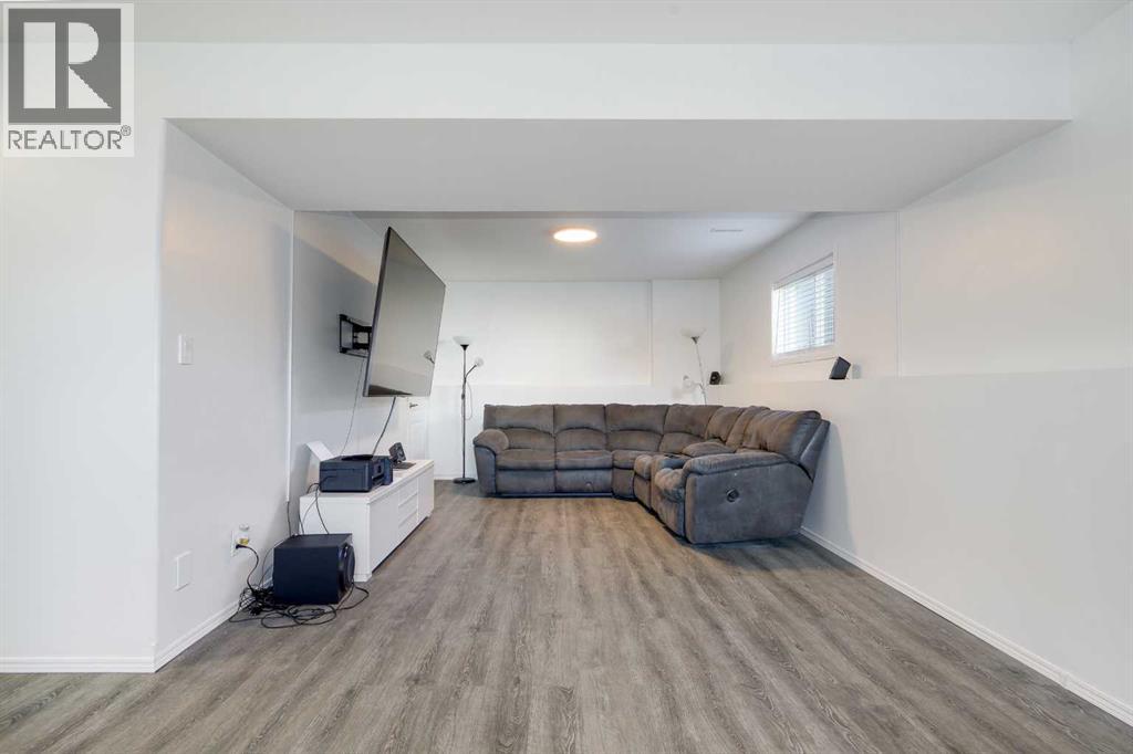 44 Parkside Crescent, Blackfalds, Alberta  T4M 0E9 - Photo 22 - A2262040