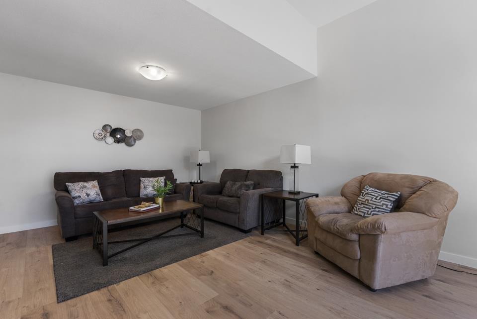 18 8257 121a Street, Surrey, British Columbia  V3W 3R4 - Photo 6 - R3070233