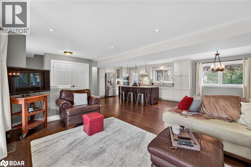 15 Rodney Street, Barrie, Ontario  L4M 4B5 - Photo 28 - 40789972