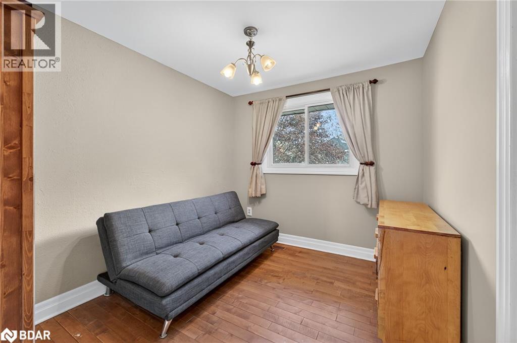 15 Rodney Street, Barrie, Ontario  L4M 4B5 - Photo 31 - 40789972