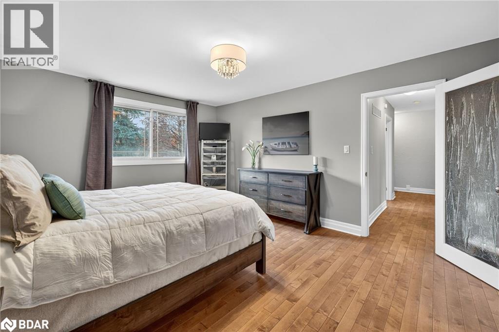 15 Rodney Street, Barrie, Ontario  L4M 4B5 - Photo 38 - 40789972