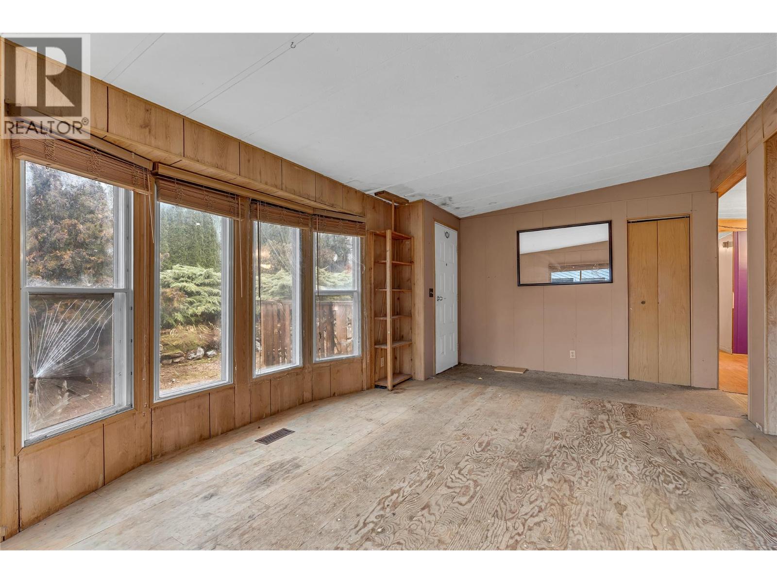 1320 Upper Debeck Road, Naramata, British Columbia  V0H 1N1 - Photo 2 - 10369579