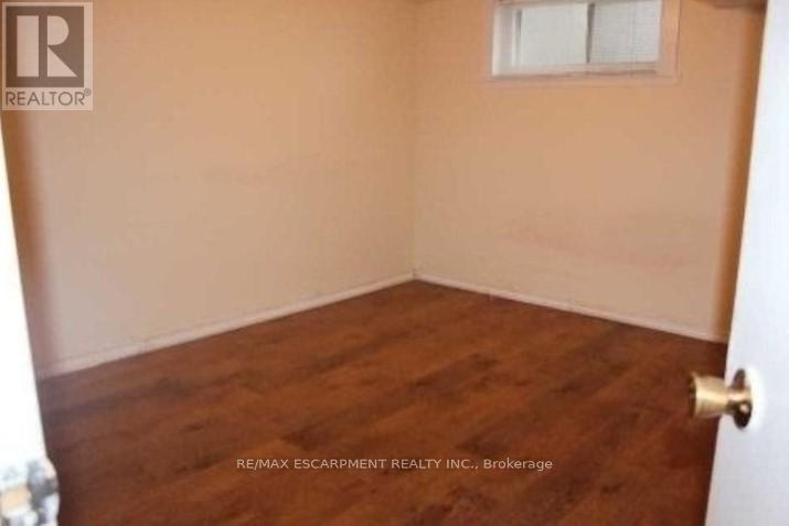 2012 Bonnymede Drive, Mississauga, Ontario  L5J 1E3 - Photo 10 - W12579266