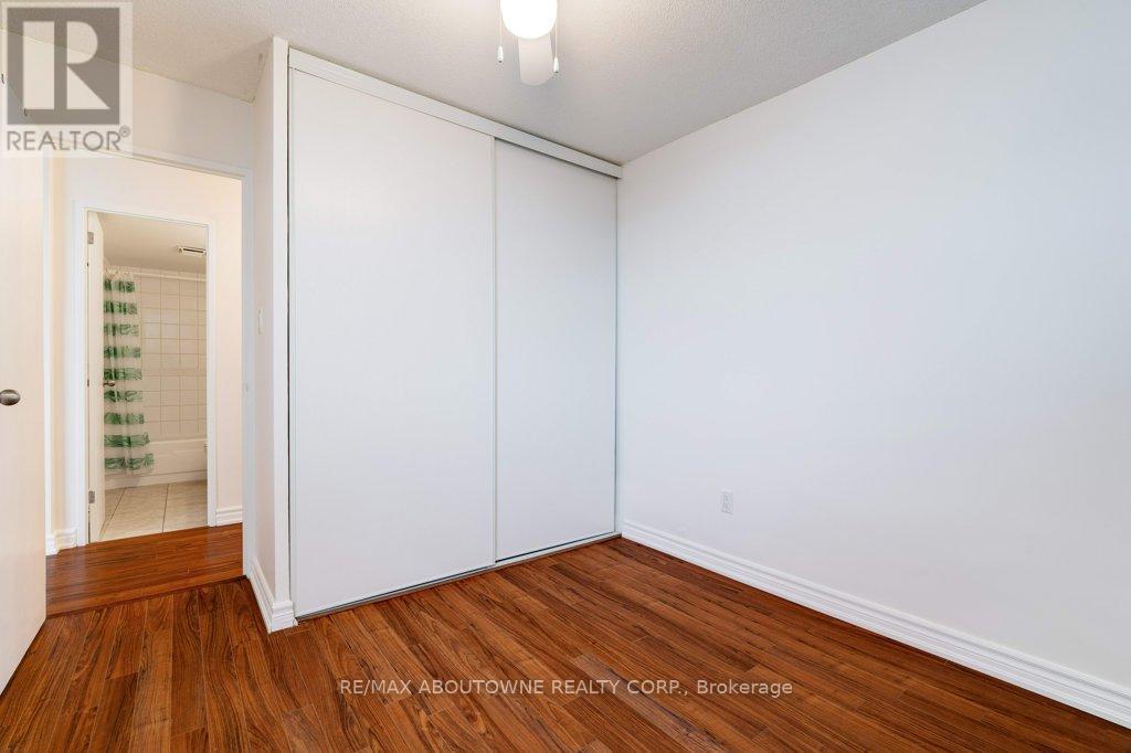 1408 - 2263 Marine Drive, Oakville, Ontario  L6L 5K1 - Photo 21 - W12579278