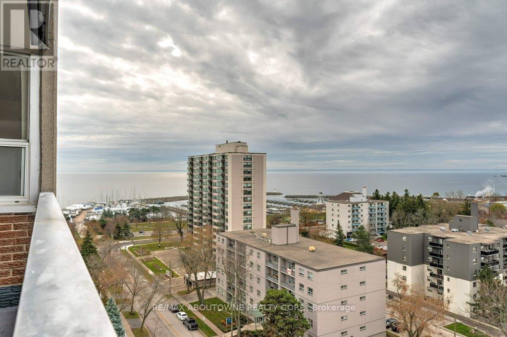 1408 - 2263 Marine Drive, Oakville, Ontario  L6L 5K1 - Photo 27 - W12579278
