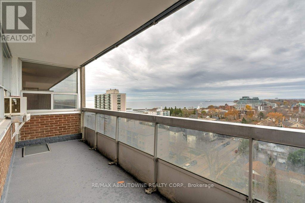 1408 - 2263 Marine Drive, Oakville, Ontario  L6L 5K1 - Photo 30 - W12579278