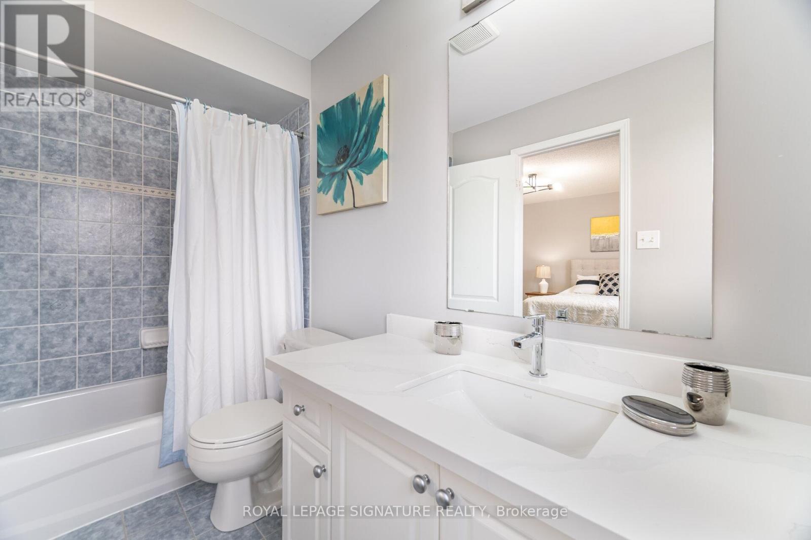 3990 Skyview Street S, Mississauga, Ontario  L5M 8A2 - Photo 24 - W12579384