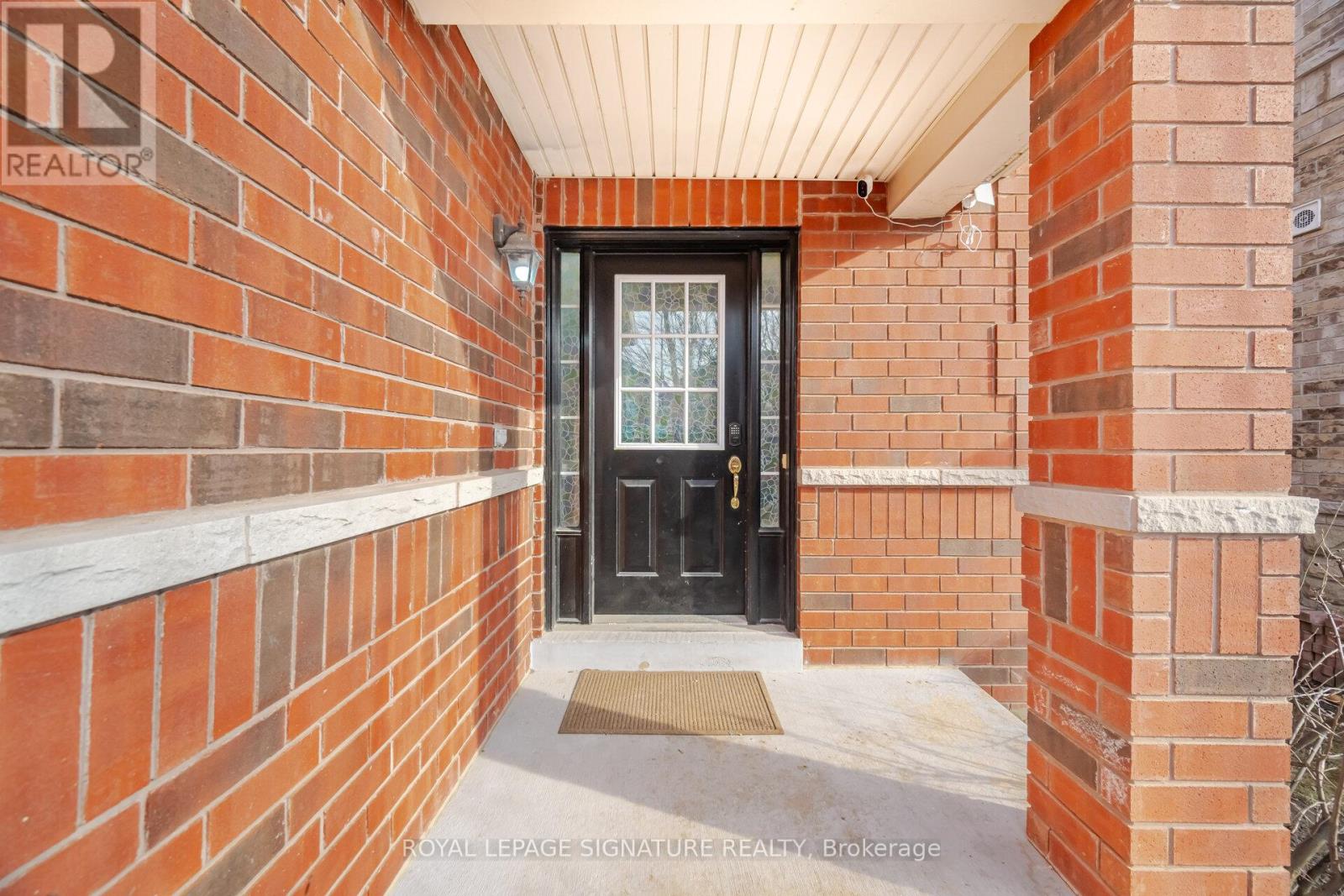 3990 Skyview Street S, Mississauga, Ontario  L5M 8A2 - Photo 3 - W12579384