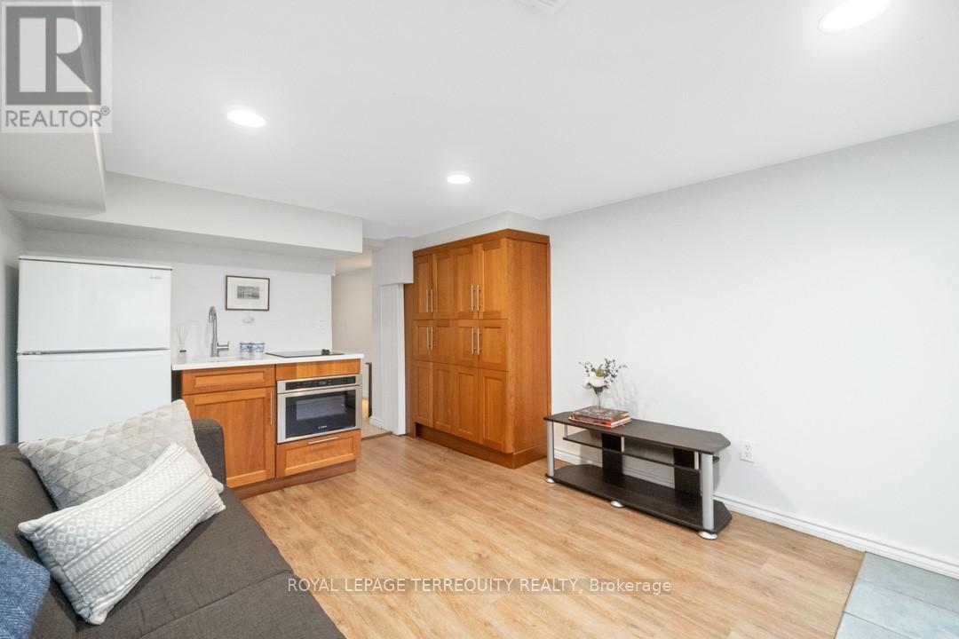 Bsmt - 95 Macdonell Avenue, Toronto, Ontario  M6R 2A4 - Photo 10 - W12579436