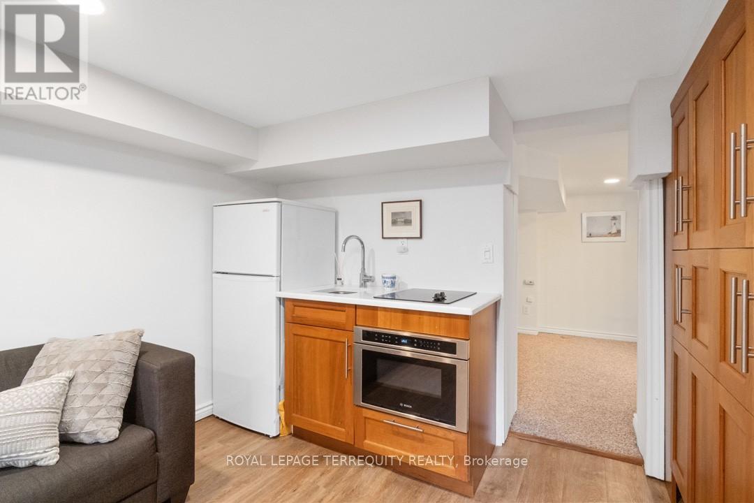 Bsmt - 95 Macdonell Avenue, Toronto, Ontario  M6R 2A4 - Photo 11 - W12579436