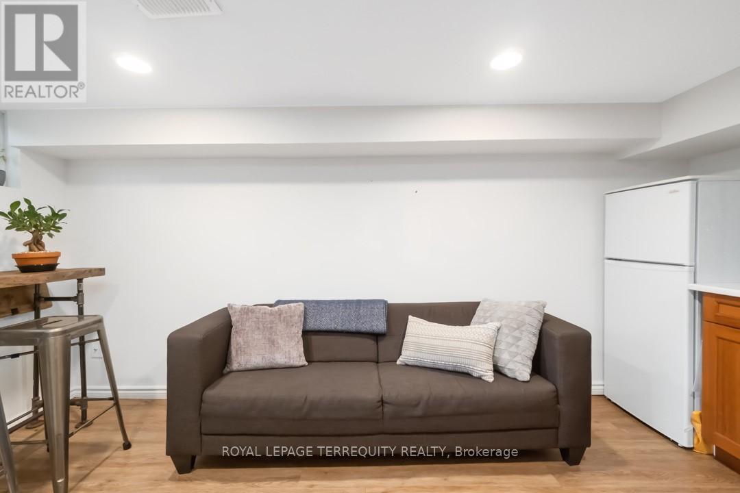 Bsmt - 95 Macdonell Avenue, Toronto, Ontario  M6R 2A4 - Photo 8 - W12579436