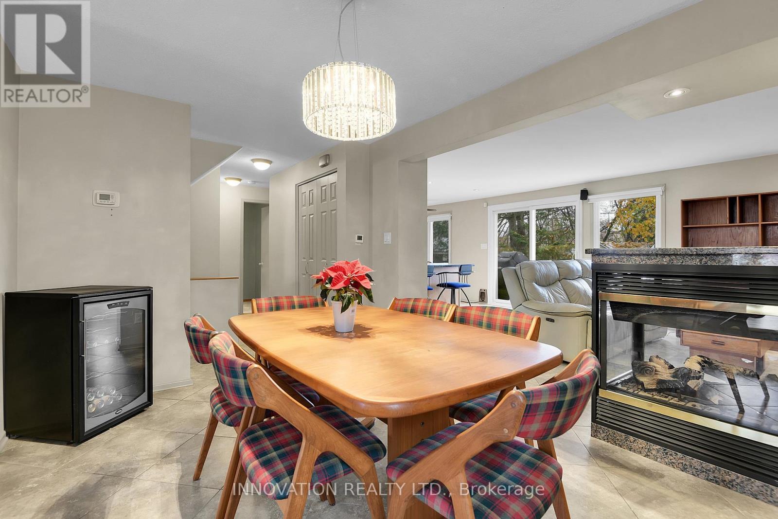 152 Burnett's Grove Circle, Ottawa, Ontario  K2J 1S9 - Photo 12 - X12579496