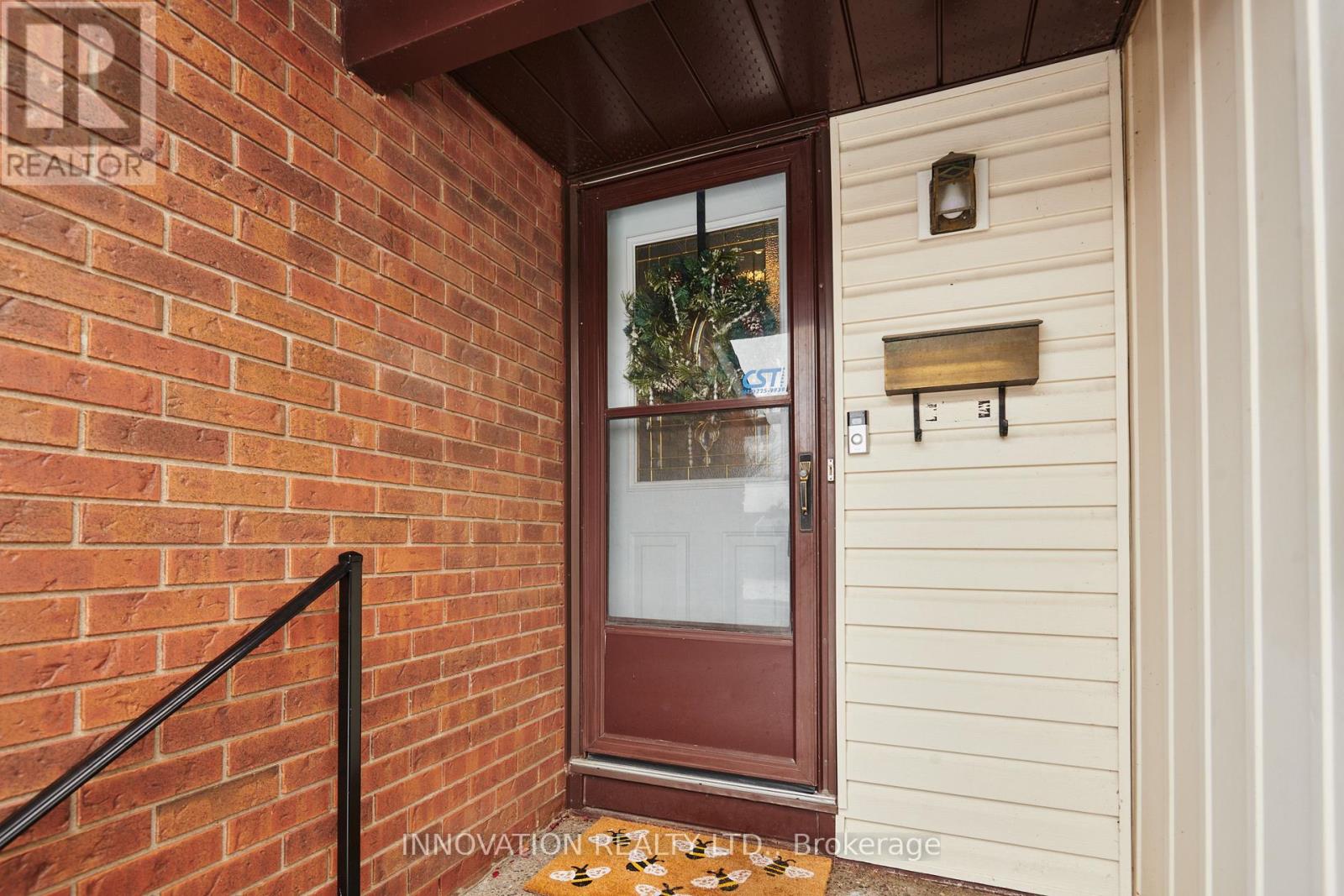 152 Burnett's Grove Circle, Ottawa, Ontario  K2J 1S9 - Photo 2 - X12579496