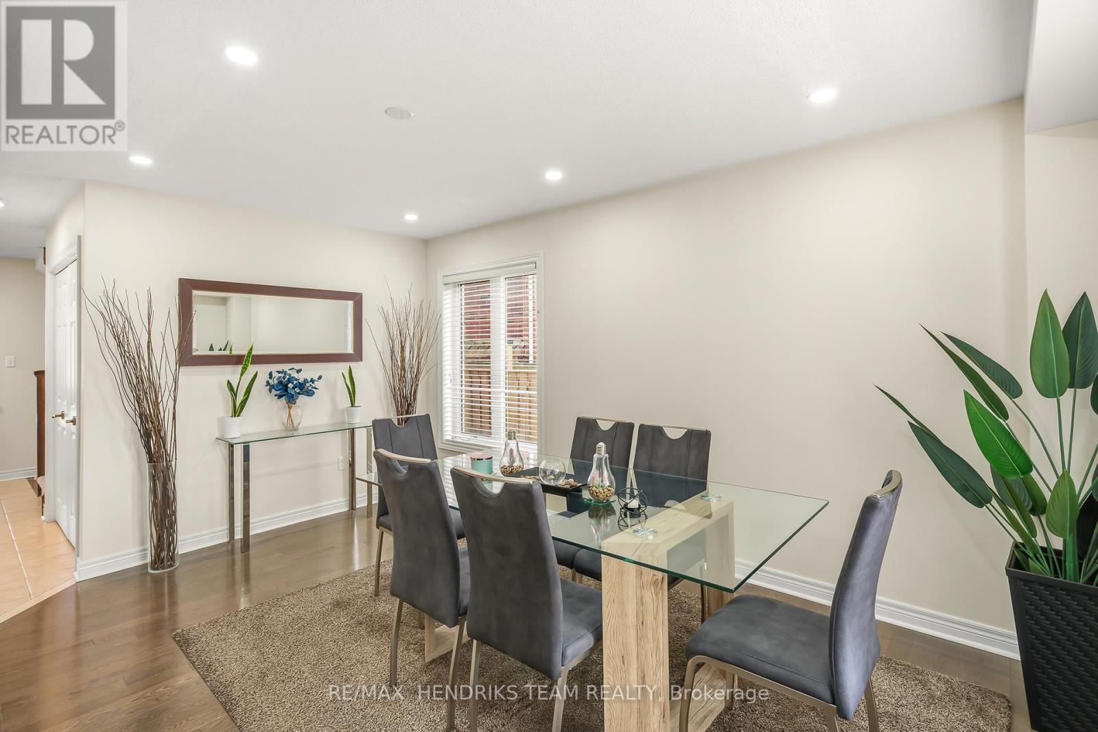 11 Keith Crescent, Niagara-On-The-Lake, Ontario  L0S 1J0 - Photo 12 - X12579498