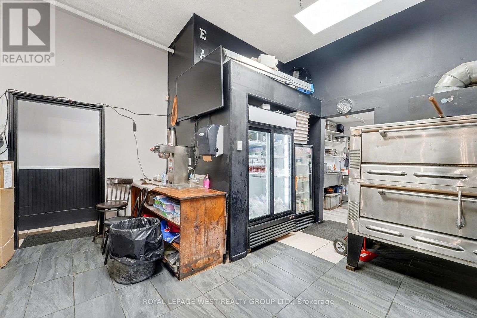 B - 29 King Street E, Cobourg, Ontario  K0K 1S0 - Photo 11 - X12579246