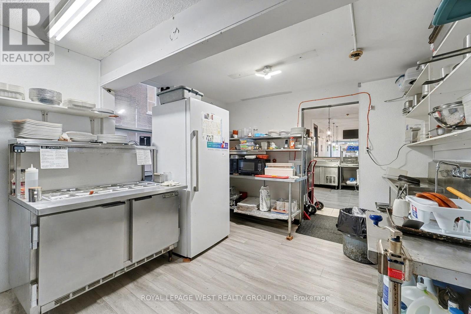 B - 29 King Street E, Cobourg, Ontario  K0K 1S0 - Photo 14 - X12579246