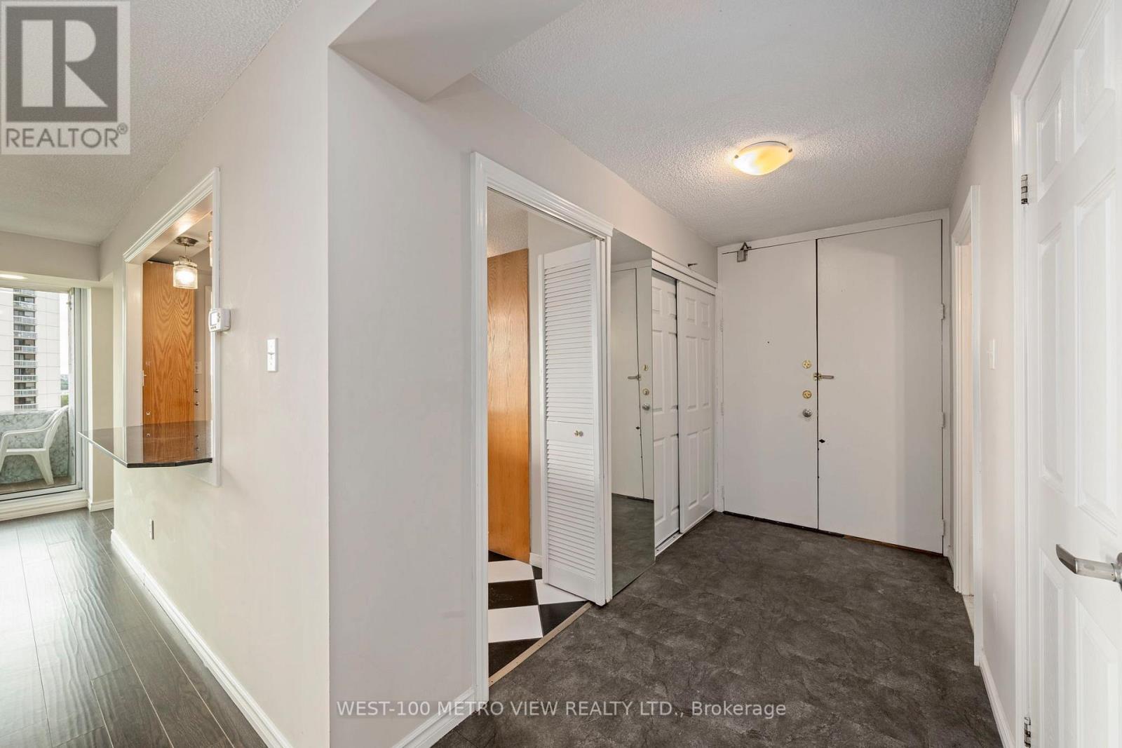 1602 - 389 Dundas Street, London East, Ontario  N6B 3L5 - Photo 4 - X12579318