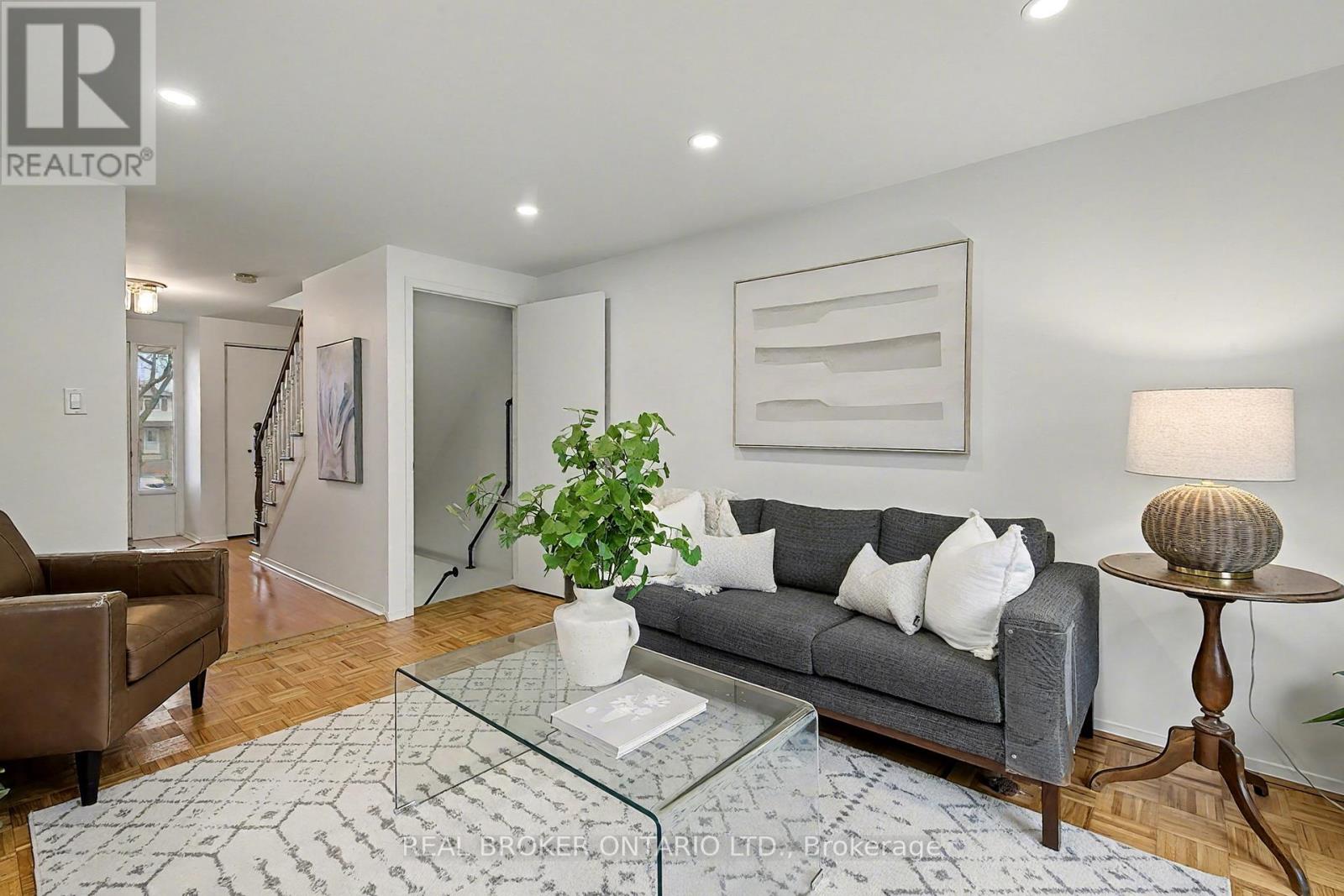 38 Catalina Court, Kitchener, Ontario  N2M 5L9 - Photo 6 - X12579422