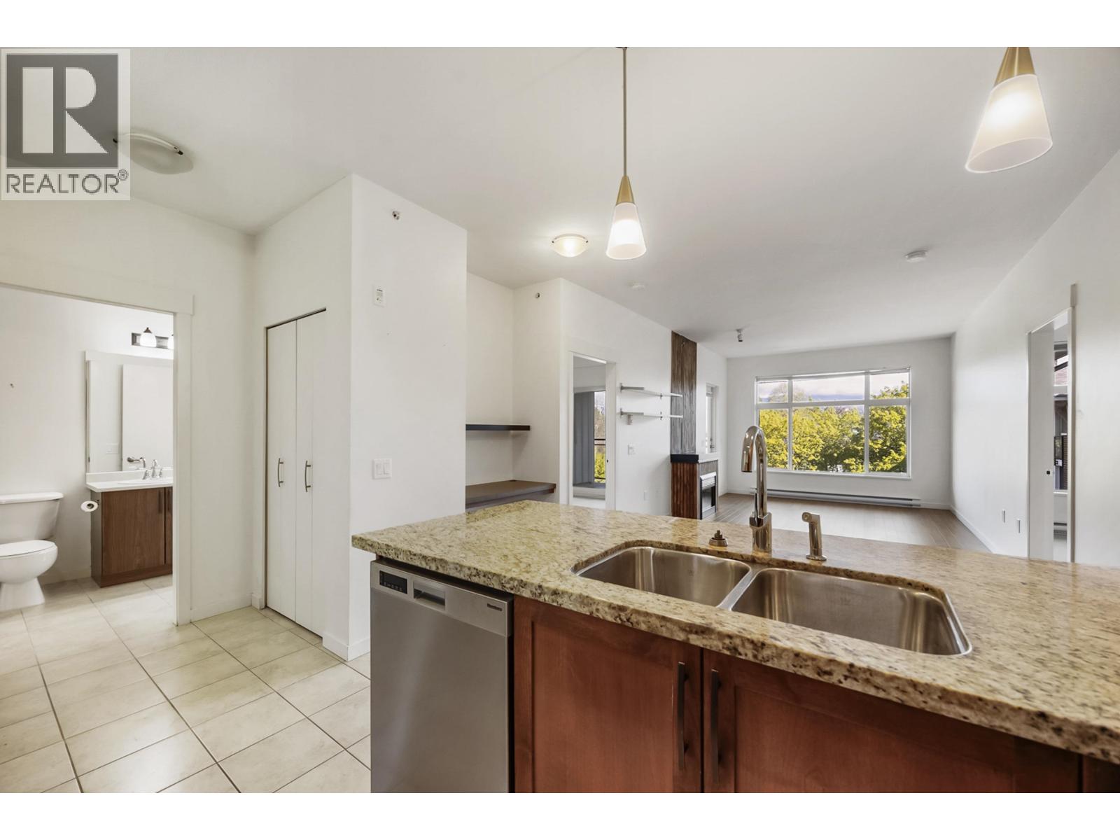 412 11950 Harris Road, Pitt Meadows, British Columbia  V3Y 0B7 - Photo 12 - R3070317