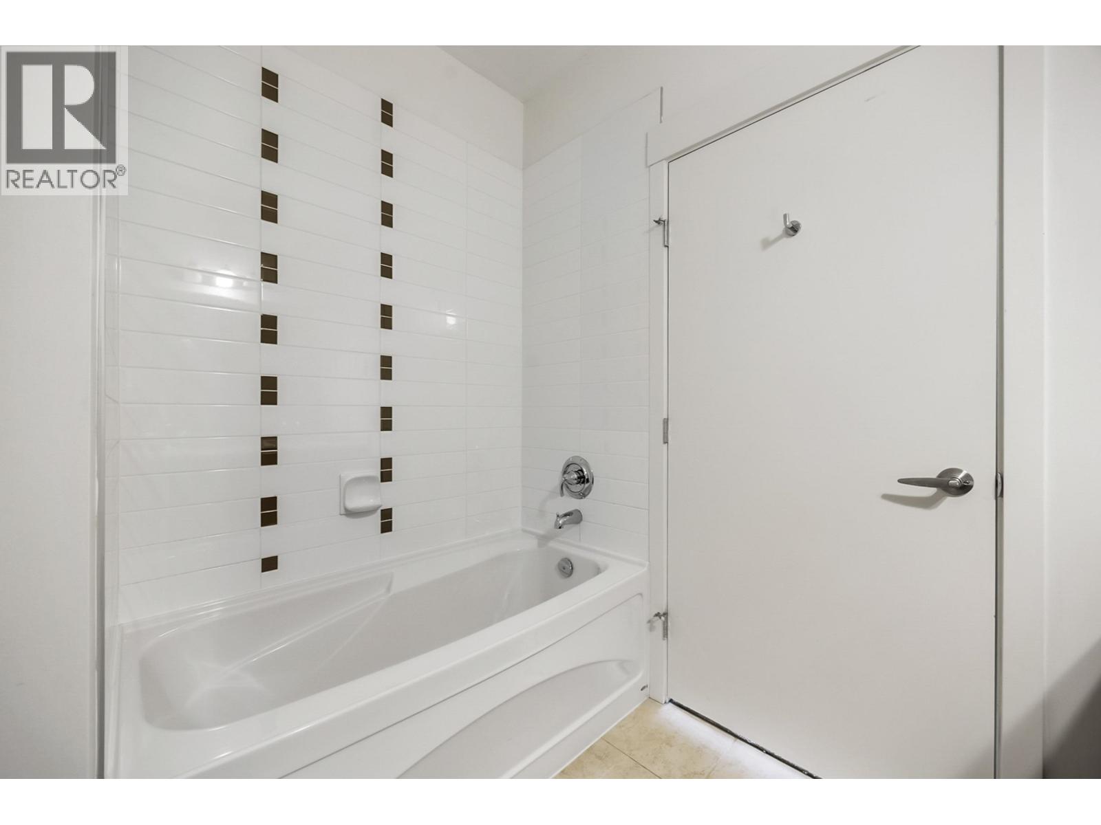 412 11950 Harris Road, Pitt Meadows, British Columbia  V3Y 0B7 - Photo 25 - R3070317