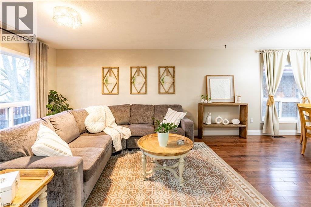 83 Burnaby Crescent, Kitchener, Ontario  N2N 3A1 - Photo 11 - 40790748