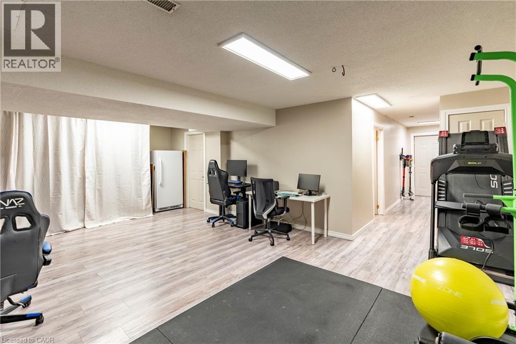 83 Burnaby Crescent, Kitchener, Ontario  N2N 3A1 - Photo 35 - 40790748