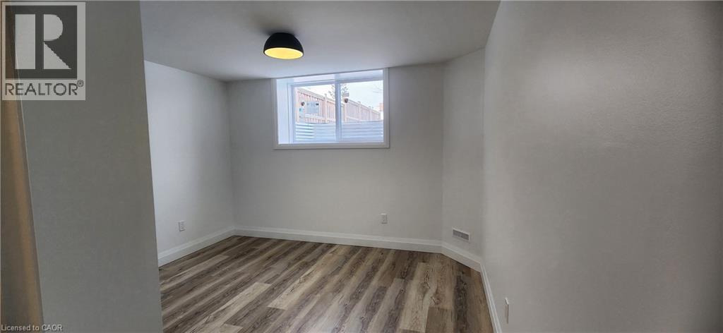 90 Wedgewood Drive Unit# Lower, Kitchener, Ontario  N2B 1E7 - Photo 11 - 40790602