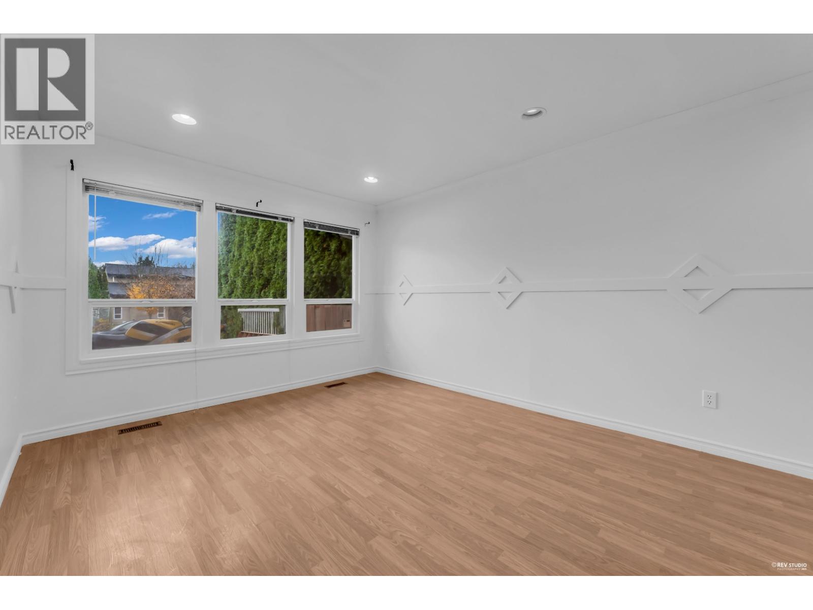 3235 Dunkirk Avenue, Coquitlam, British Columbia  V3E 1G8 - Photo 15 - R3070326