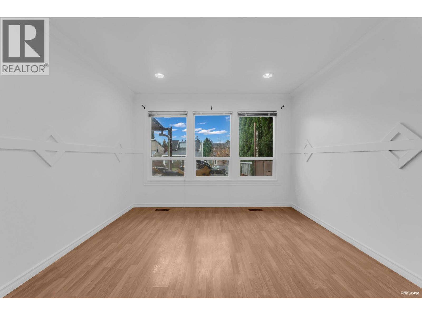 3235 Dunkirk Avenue, Coquitlam, British Columbia  V3E 1G8 - Photo 16 - R3070326