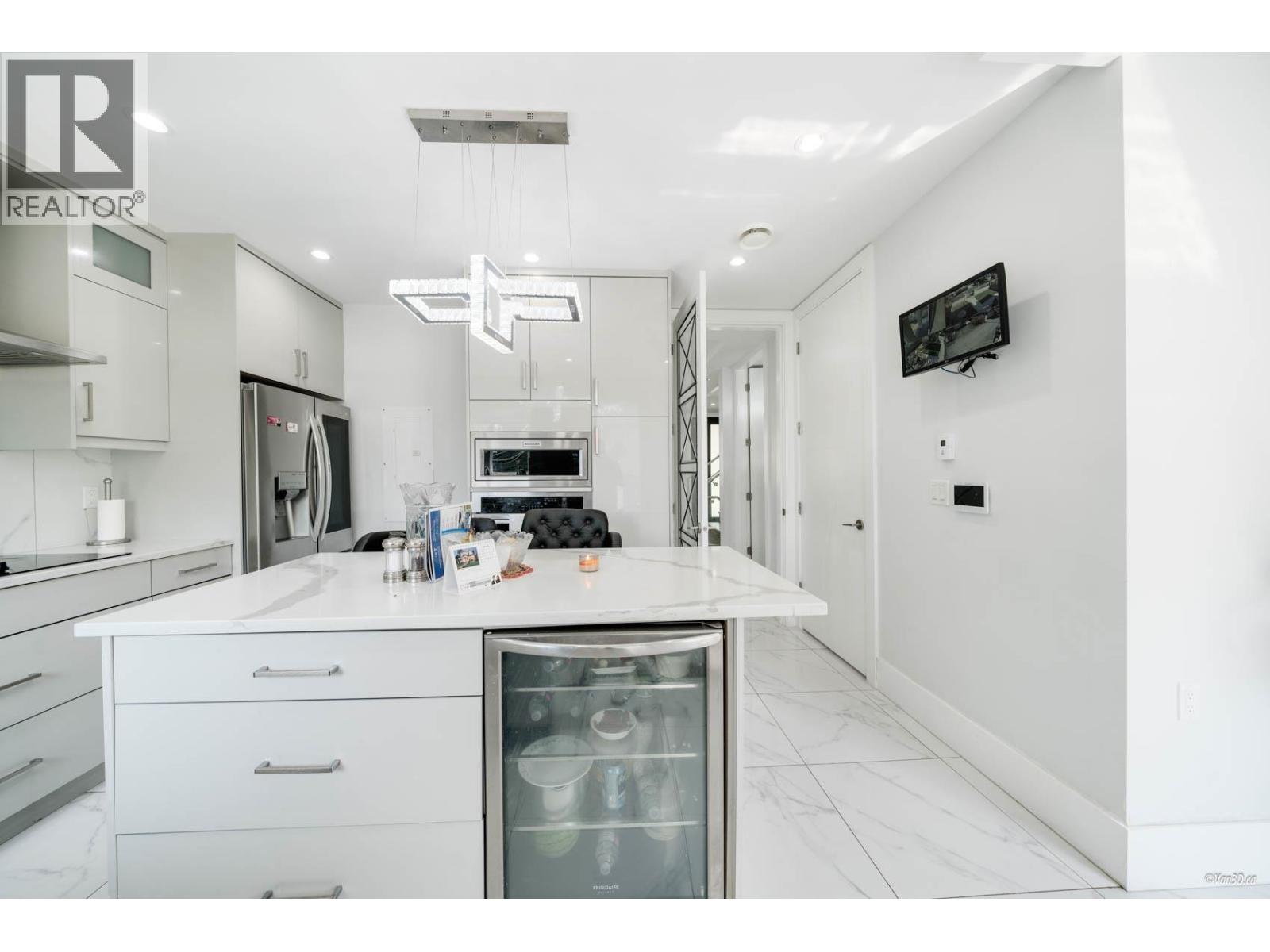 4841 Dumfries Street, Vancouver, British Columbia  V5N 3T8 - Photo 10 - R3070330