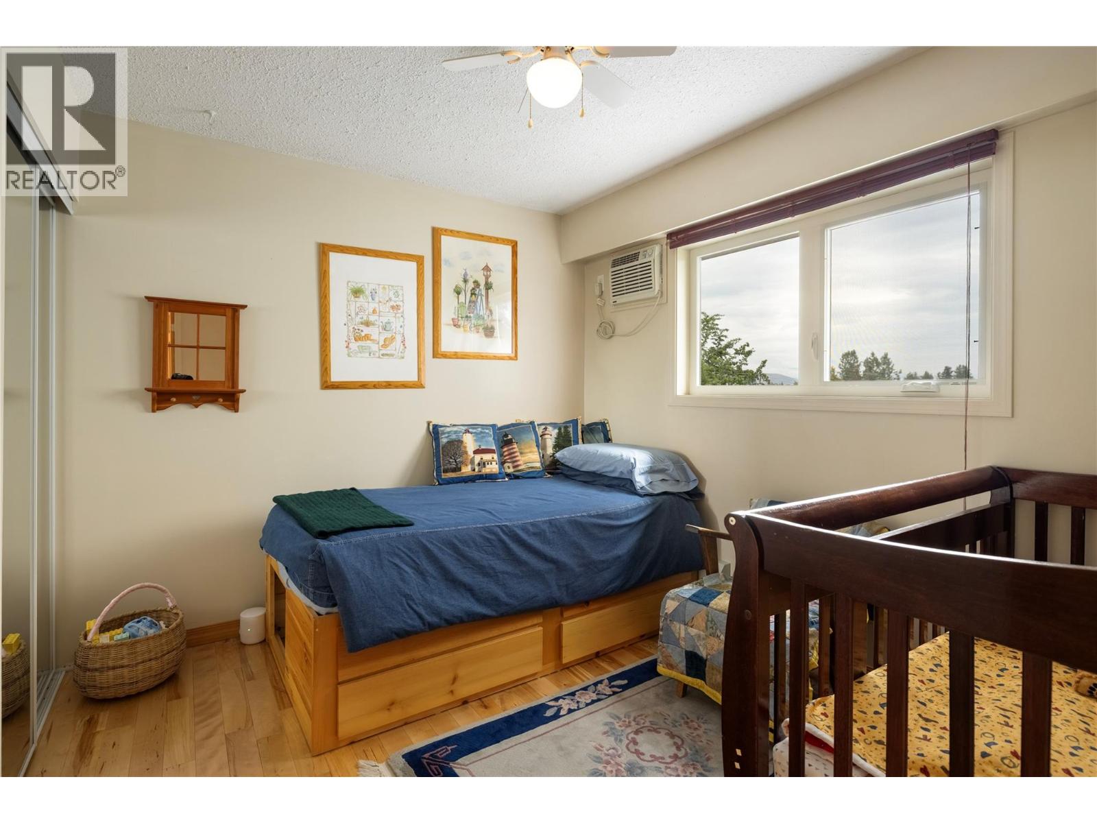 1203 41 Avenue, Vernon, British Columbia  V1T 8A6 - Photo 32 - 10370063