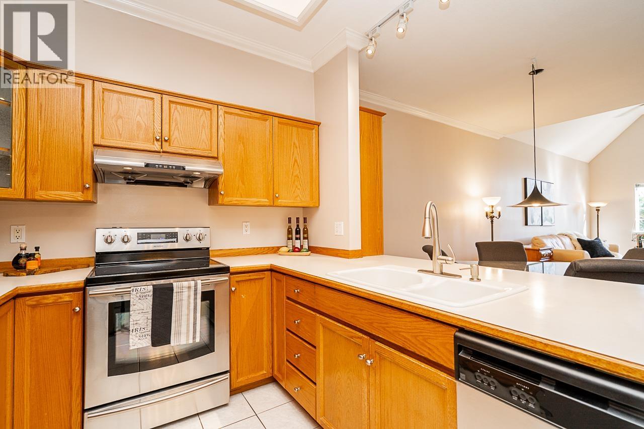 201 25 Richmond Street, New Westminster, British Columbia  V3L 5P9 - Photo 8 - R3070113