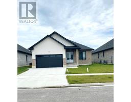 320 STATHIS BOULEVARD, Sarnia, Ontario