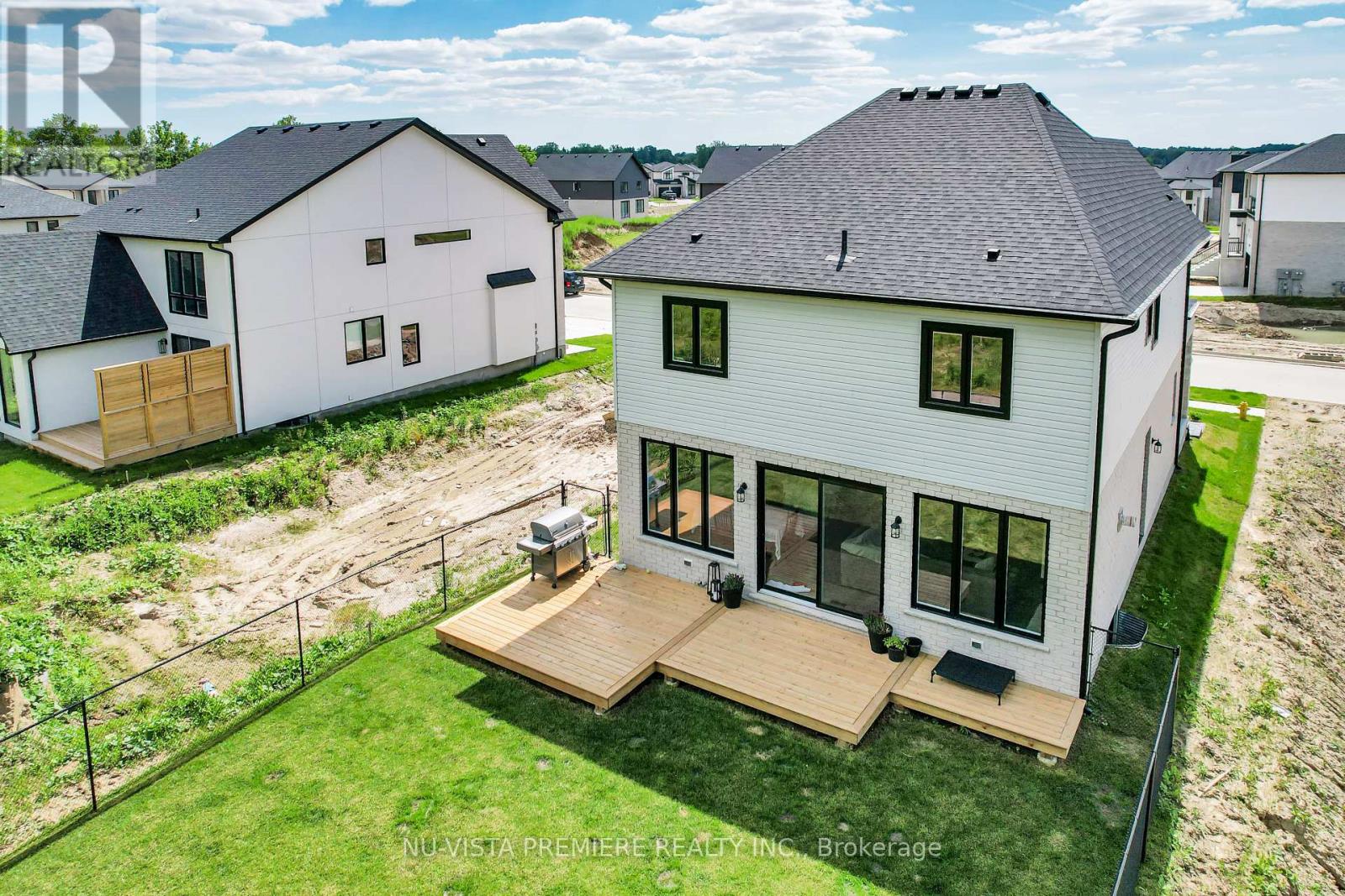 3998 Big Leaf Trail, London South, Ontario  N6P 0K1 - Photo 6 - X12560764