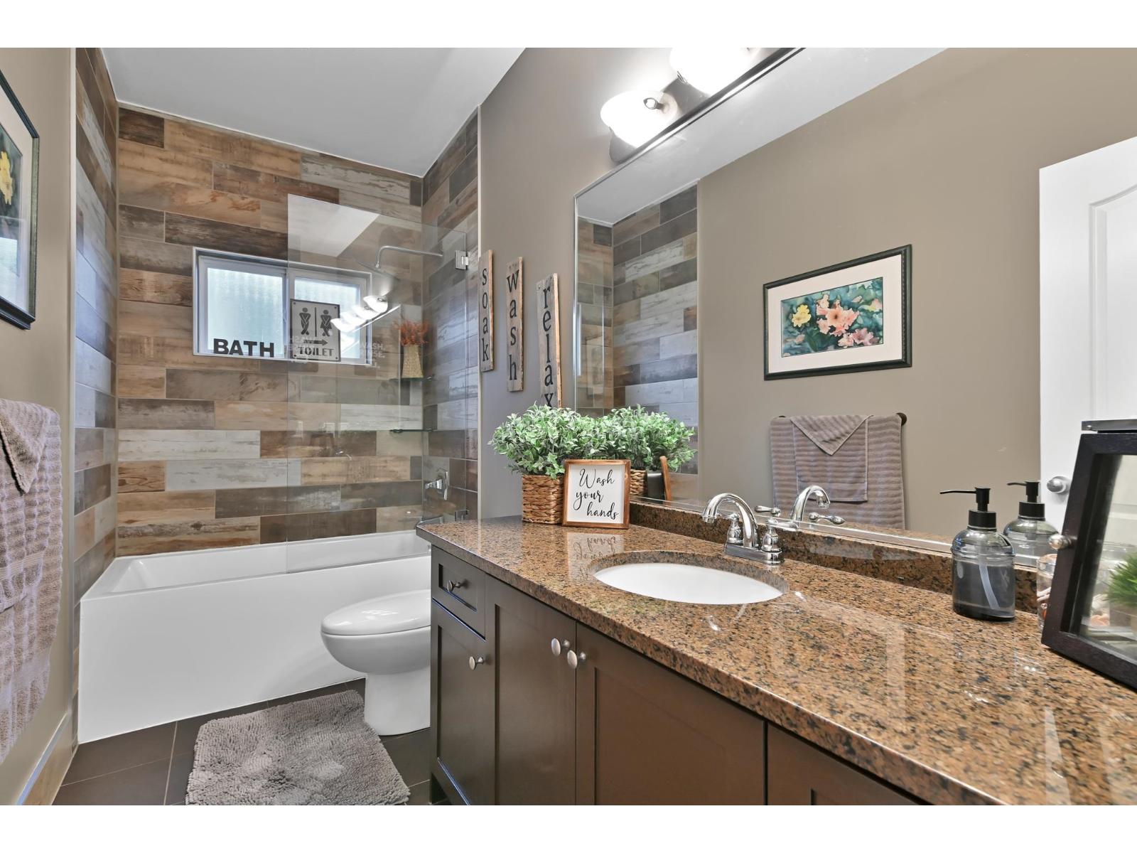 8021 Melburn Drive, Mission, British Columbia  V2V 7B6 - Photo 8 - R3070236