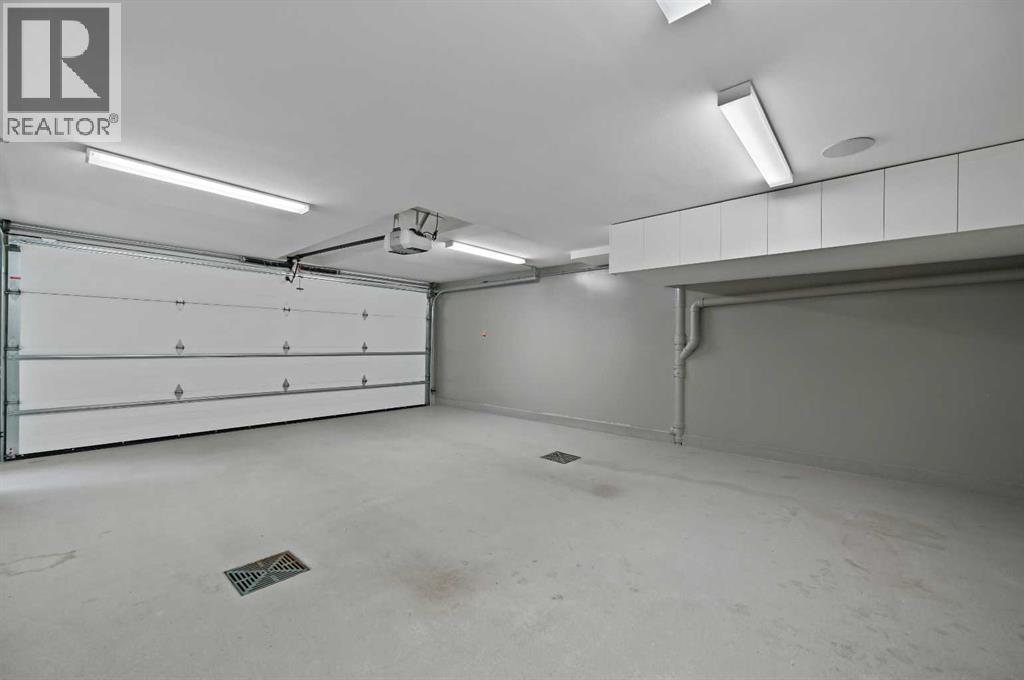 530 Crescent Road Nw, Calgary, Alberta  T2M 4A5 - Photo 47 - A2253643