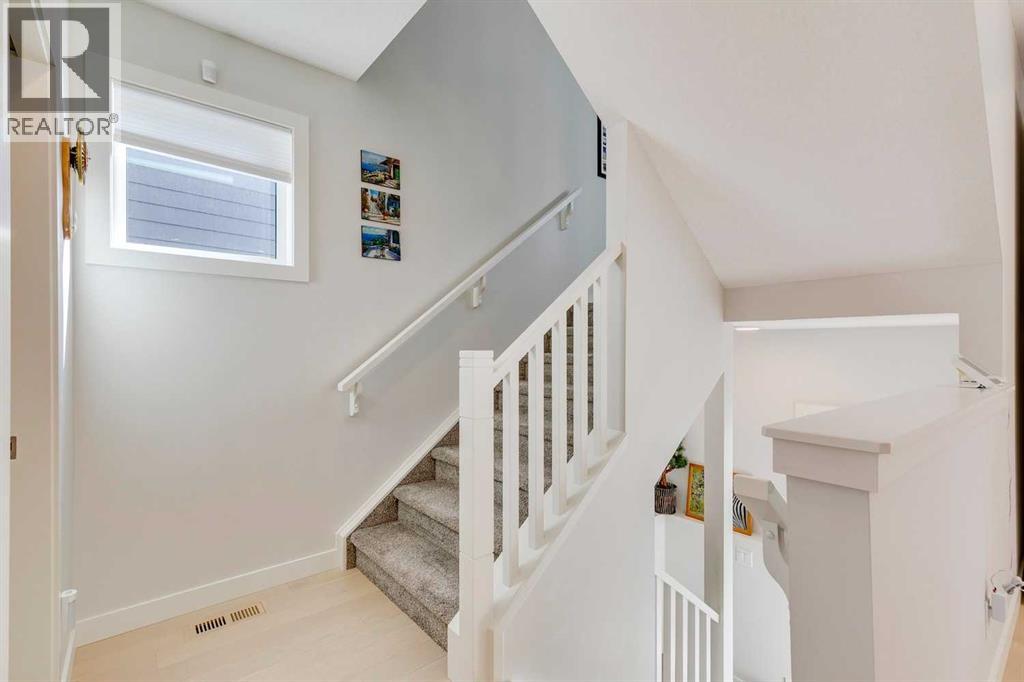 819 Shawnee Terrace Sw, Calgary, Alberta  T2Y 0T4 - Photo 17 - A2255503