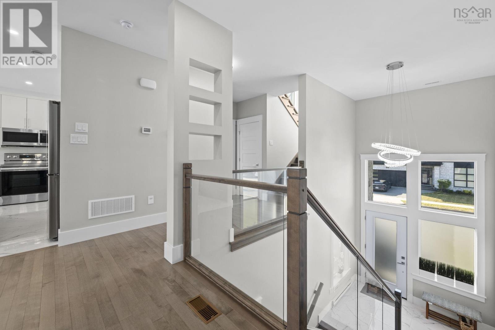 15 Theresa Mcneil Grove, Halifax, Nova Scotia  B3M 0K3 - Photo 3 - 202528607