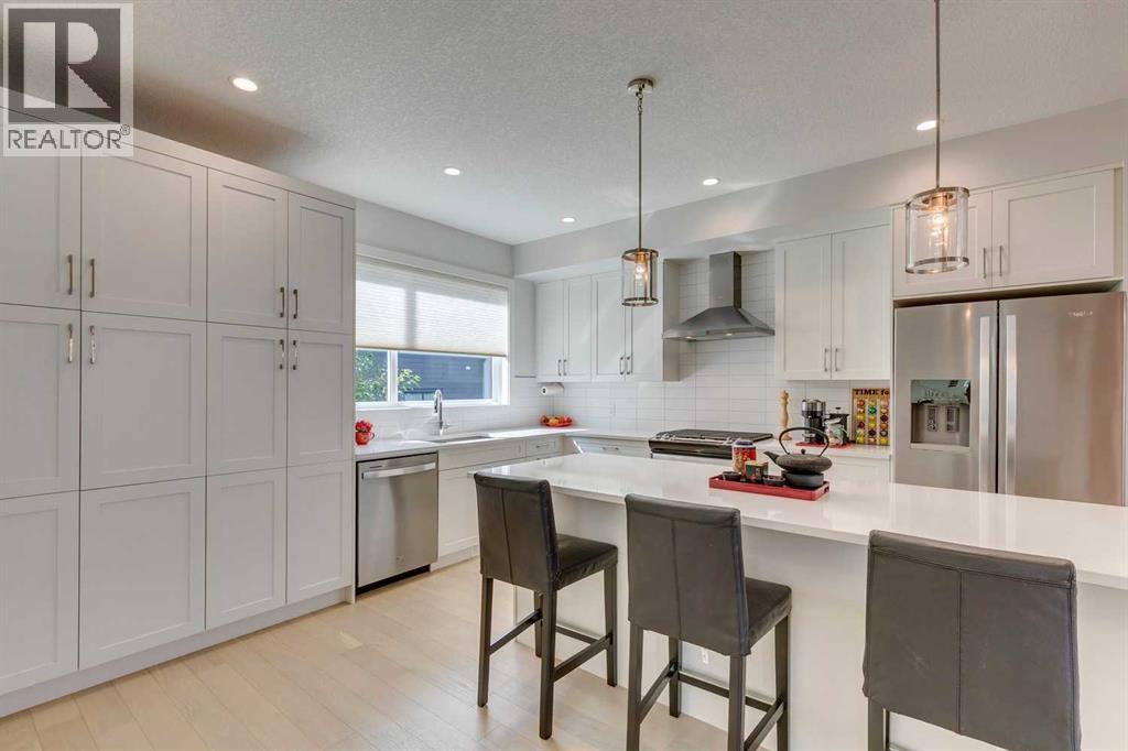 819 Shawnee Terrace Sw, Calgary, Alberta  T2Y 0T4 - Photo 14 - A2255503